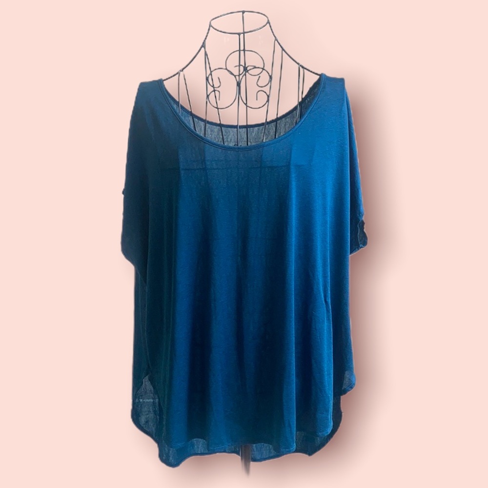 Scoop neck tee tunic tee size L